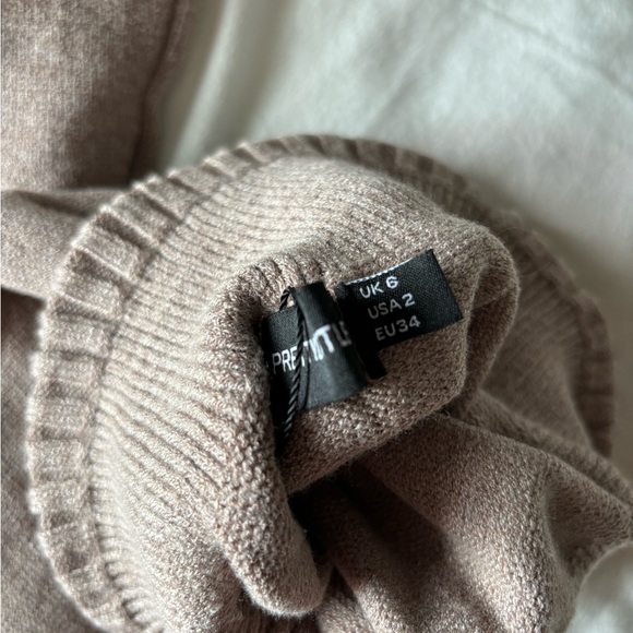 PLT PrettyLittleThing set. flared pants and tank top - Picture 5 of 5